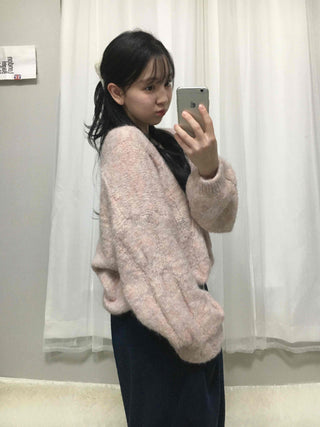 Delicate Fit Twist Knit