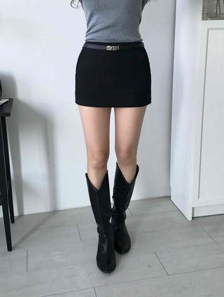 Daily Slim Mini Skirt