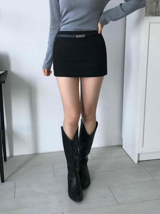Daily Slim Mini Skirt