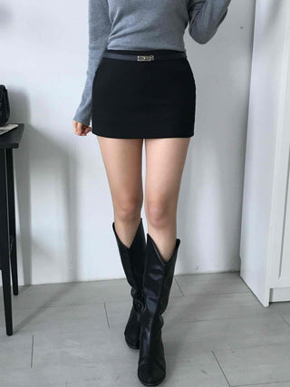 Daily Slim Mini Skirt
