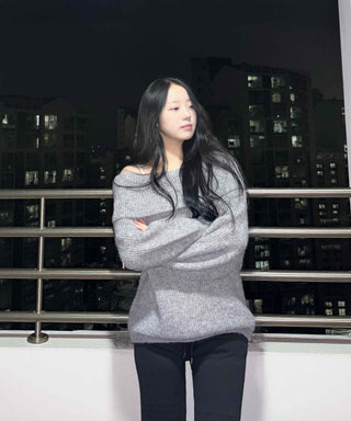 Folding Off-Shoulder Oversized Loose Knit