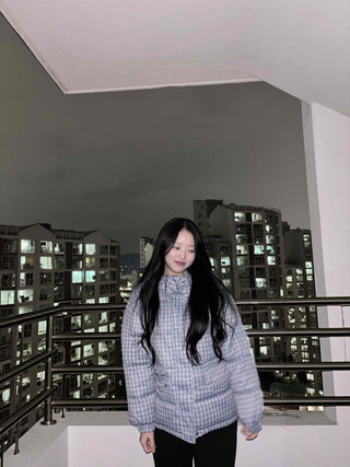 Check volume short quilted padded jacket
