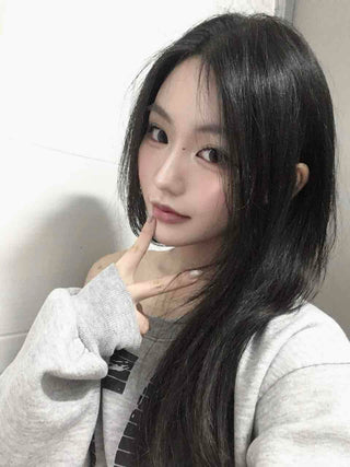 Vintage Print Off-Shoulder Fleece-Lined Sweatshirt