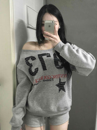 Vintage Print Off-Shoulder Fleece-Lined Sweatshirt