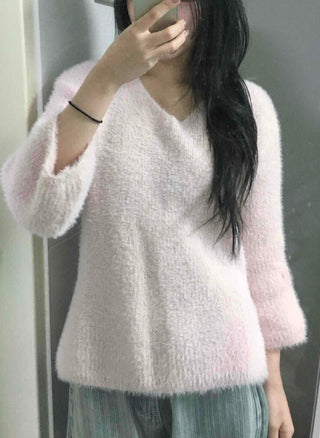 Loose Fit V-Neck Lovely Avant-Fit Knit
