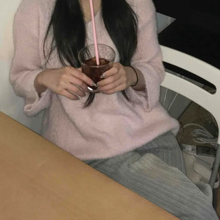 Loose Fit V-Neck Lovely Avant-Fit Knit