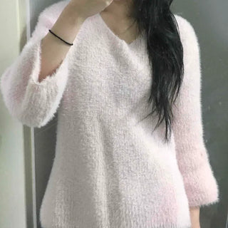 Loose Fit V-Neck Lovely Avant-Fit Knit