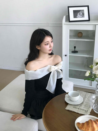 Off-shoulder Organza Ribbon Top