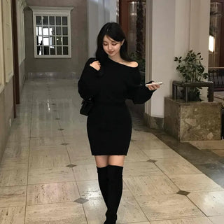 One-Shoulder Avant-Glass Knit Dress