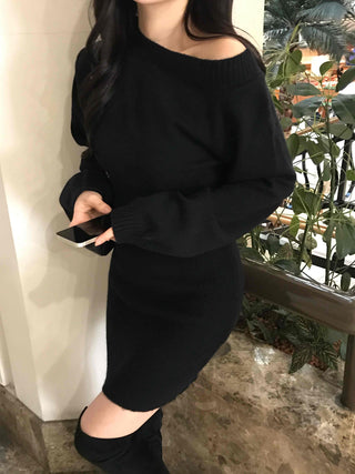 One-Shoulder Avant-Glass Knit Dress
