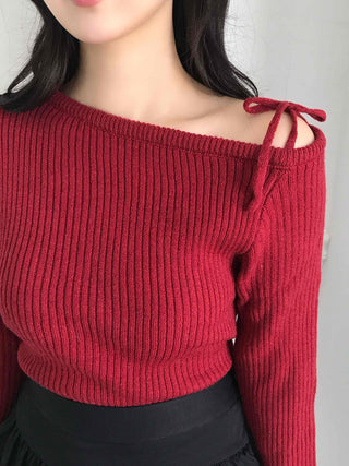 Slim Fit Ribbed Knit with Shoulder Ribbon Detail