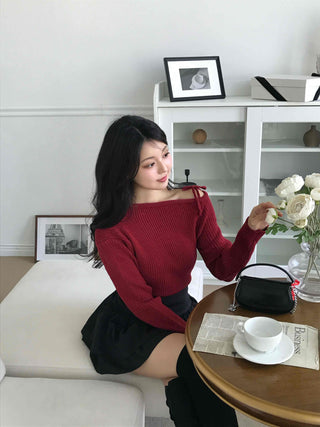 Slim Fit Ribbed Knit with Shoulder Ribbon Detail