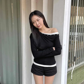 Studded Shoulder Line Slim Off-Shoulder T-shirt