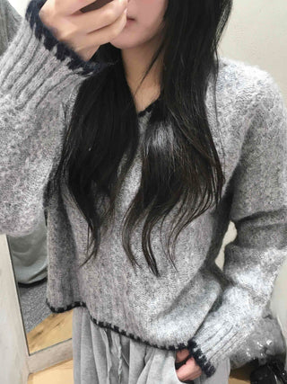 Color Block V-Neck Long Sleeve Knit