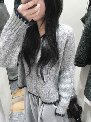 Color Block V-Neck Long Sleeve Knit