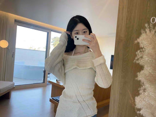 Delicate fit off-shoulder ribbon layered knit