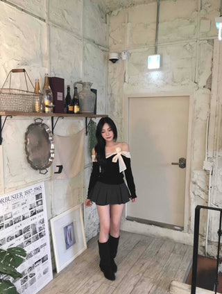 Off-shoulder Shirred Flare Elastic Mini Skirt