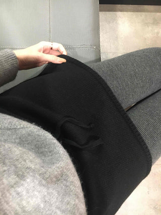 Side Snap Button Knit Flare Mini Skirt