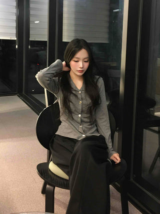 Minimal Wide Collar Slim Fit Knit Cardigan
