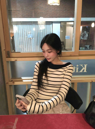 Classic Slit Neck Striped Slim Knit