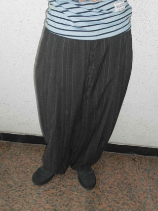 Low-Rise Slim Elastic Waist Cotton Tapered Pants