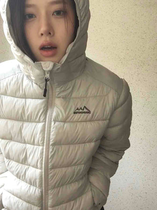 Minimal Slim Fit Diagonal Quilted Zip-Up Short Padded Jacket