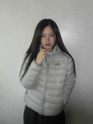 Minimal Slim Fit Diagonal Quilted Zip-Up Short Padded Jacket