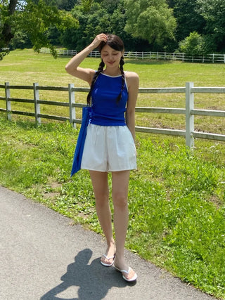 Yurel Contrast Line Sleeveless Top