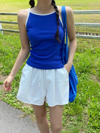 Yurel Contrast Line Sleeveless Top