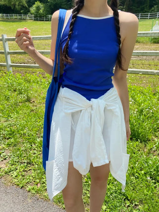 Yurel Contrast Line Sleeveless Top