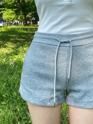 Dosha High-Waisted Elastic Training Shorts