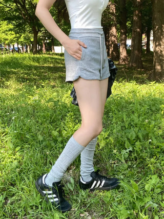 Dosha High-Waisted Elastic Training Shorts