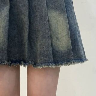 Dark blue basic pleated denim mini skirt
