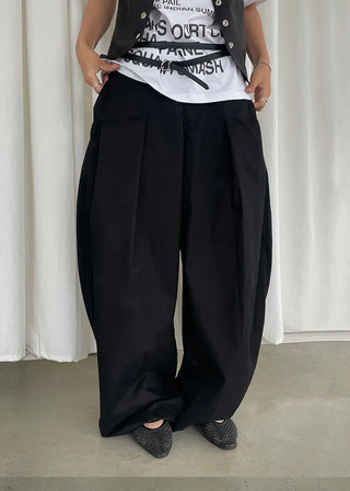 (UNISEX) (2 colors) Inverted Pleated Balloon Pants