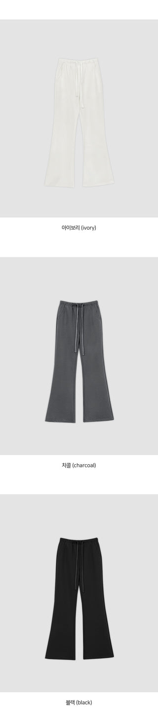 Chenia Elastic Bootcut Training Pants
