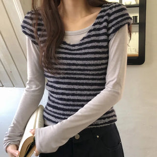 Terrienne Boucle Striped Deep V Puff Cap Short Sleeve T shirt