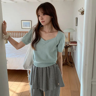 Ivin Heart Neck Shirred Short Sleeve Knit