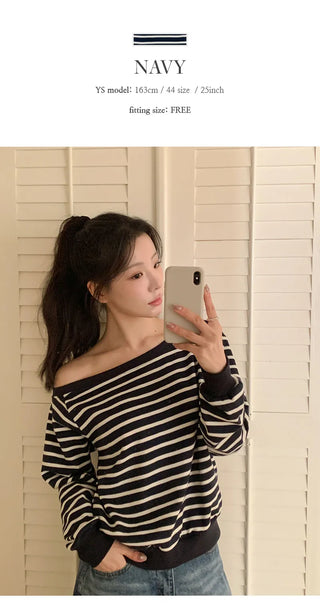 Cheroa Striped One Shoulder Sweatshirt