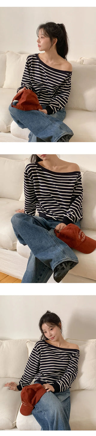 Cheroa Striped One Shoulder Sweatshirt