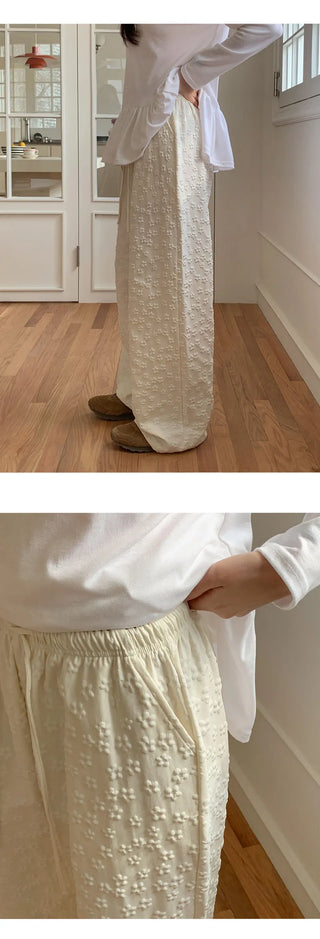 Setsua Flower Embossed Elastic Waist Wide Pants