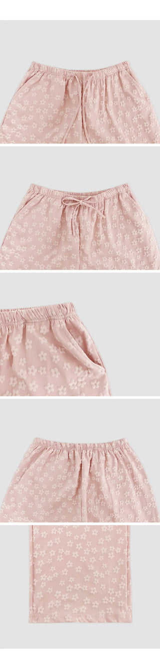 Setsua Flower Embossed Elastic Waist Wide Pants