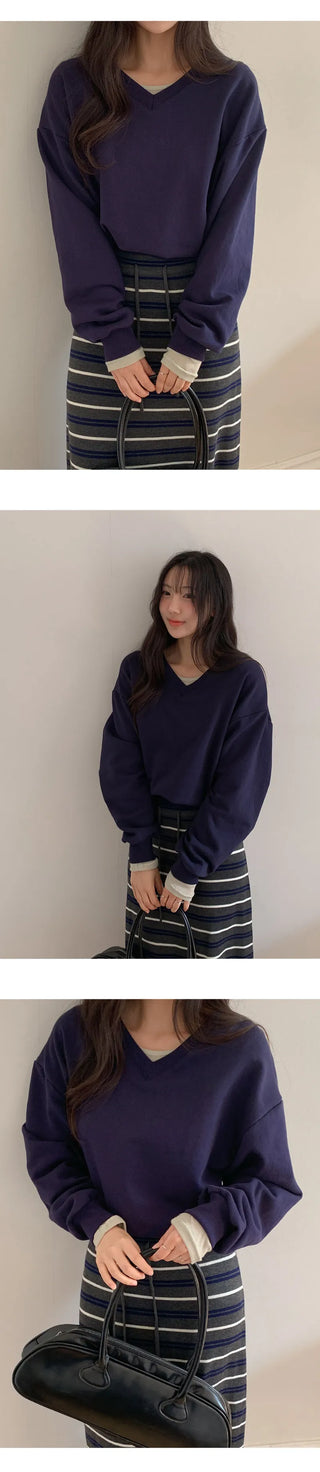 Dearjet V neck Loose Fit Sweatshirt