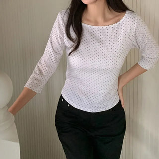 Deep & Boat Neck Dot 3/4 Sleeve T shirt