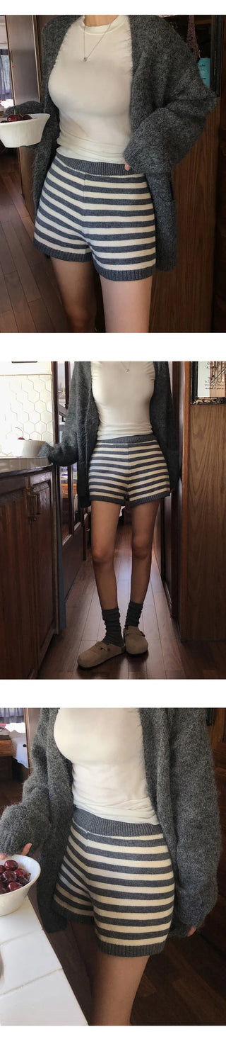 Tienf Striped Elastic Knit Shorts