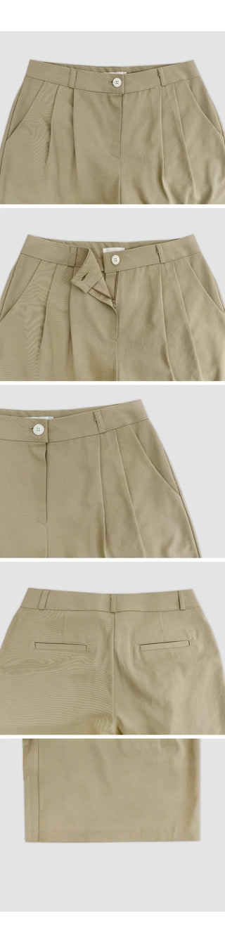 Berua Bermuda Pintuck Knee length Cotton Pants