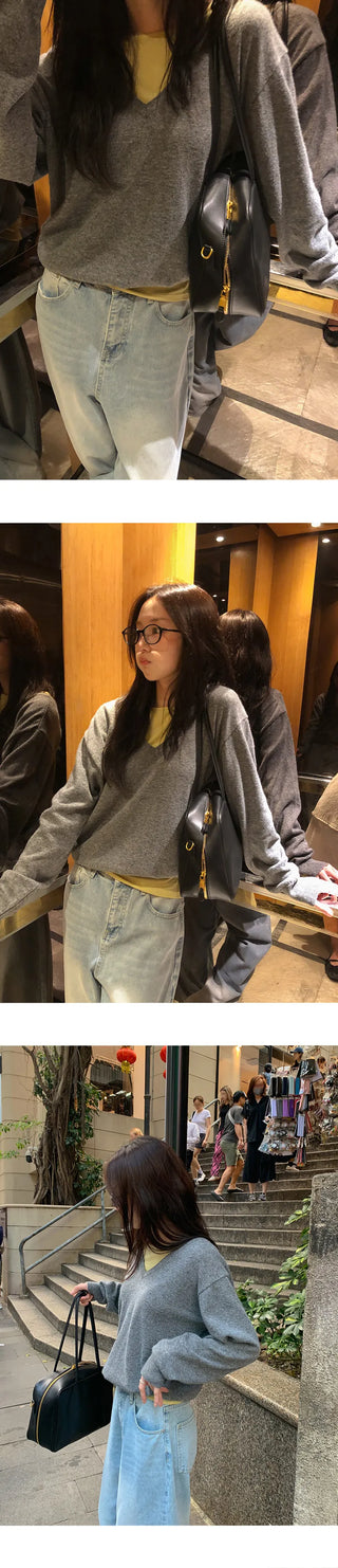 Arend Wool Loose Fit V Neck Knit