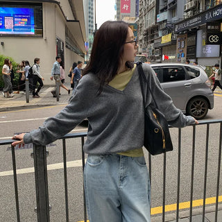 Arend Wool Loose Fit V Neck Knit