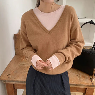 Arend Wool Loose Fit V Neck Knit