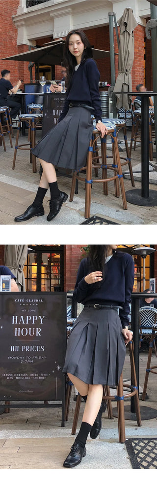 Vienta V neck Ribbed Long Sleeve Knit