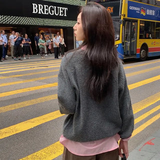 Rioten Wool Loose Fit Round Long Sleeve Knit